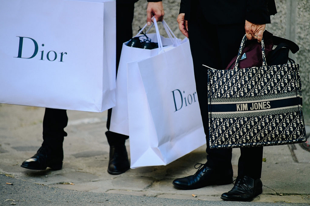 ご来店いただいて誠にありがとうございます Dior homme ディオールオム