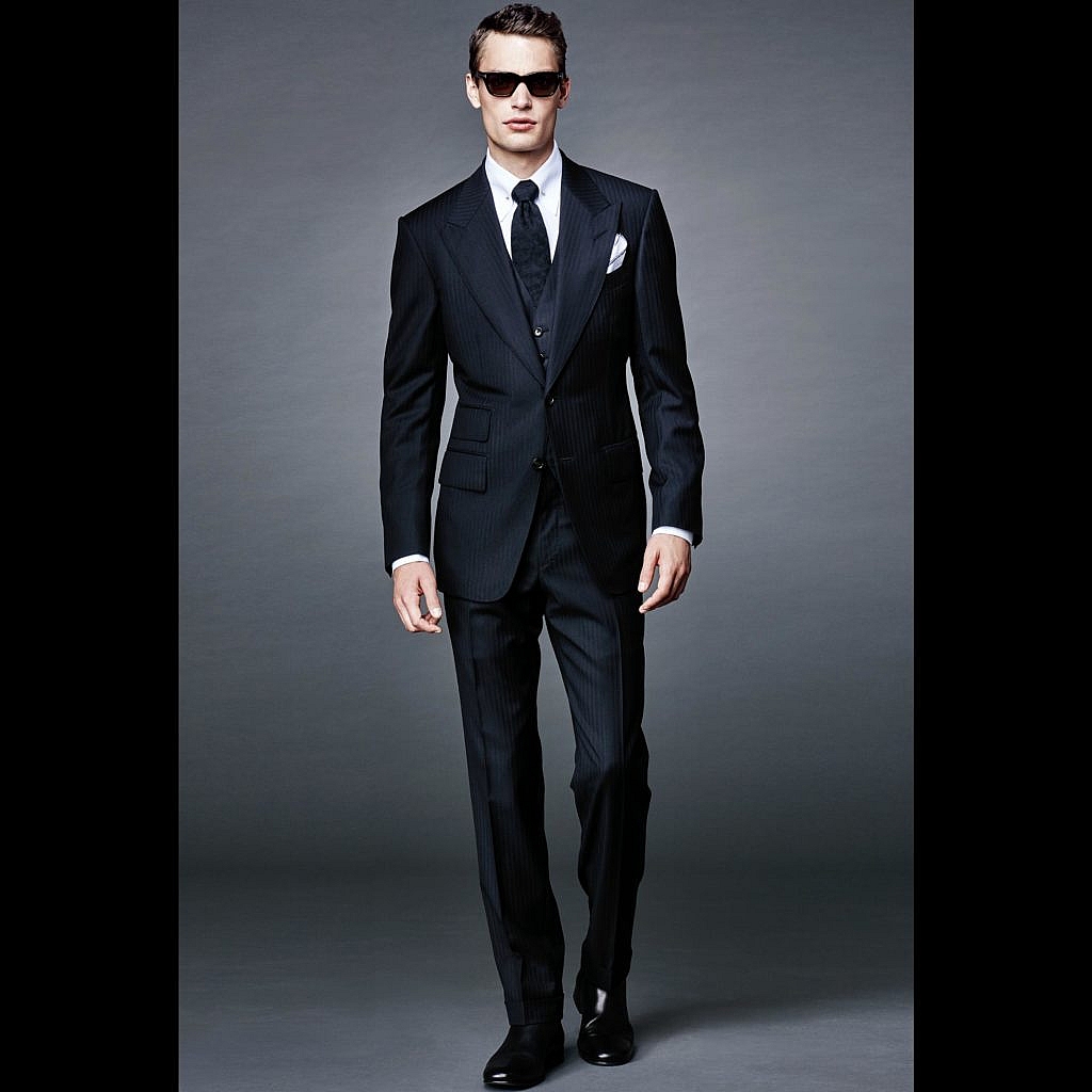 TOM FORD トムフォード スリーピーススーツ ダークグレー Windsor - スーツ