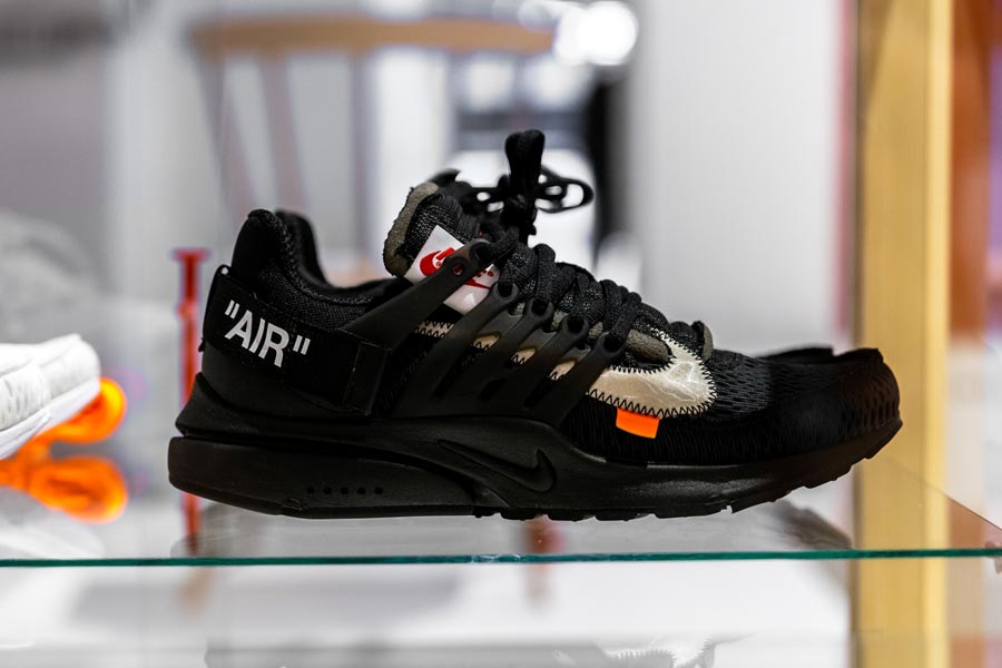 人気 ナイキ エアプレスト オフホワイト ブラック AIR PRESTO - 通販